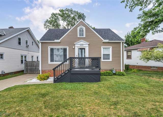 Property at 4439 Woodway Rd, Parma, OH 44134, 3 beds, 1 bath