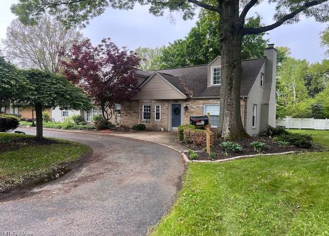 Property at 3118 Fulton Dr NW, Canton, OH 44718, 4 beds, 2 baths