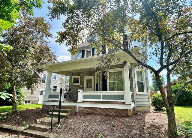 Property at 623 N 7th St, Marietta, OH 45750, 3 beds, 1.5 baths