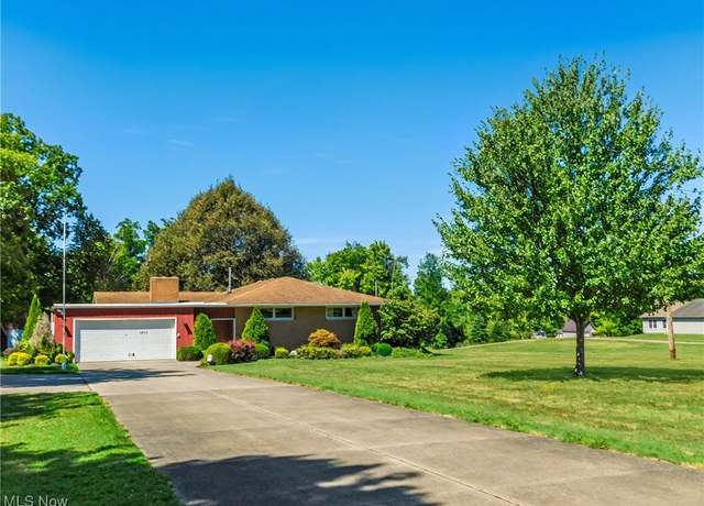 Property at 2983 Brown Rd, Ashtabula, OH 44004, 3 beds, 3 baths