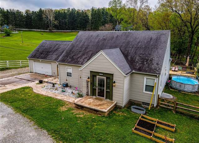 Property at 1741 Cambridge Rd, Coshocton, OH 43812, 5 beds, 3 baths