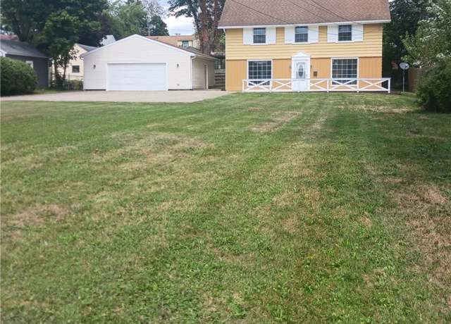 Property at 82 Terrace Dr, Youngstown, OH 44512, 3 beds, 1.5 baths