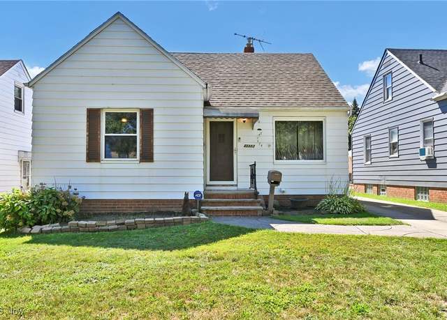 Property at 13302 Thraves Ave, Garfield Heights, OH 44125, 3 beds, 1.5 baths