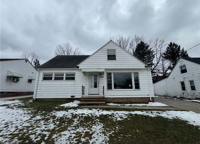 Property at 9516 Alexander Rd, Garfield Heights, OH 44125, 3 beds, 1 bath