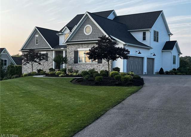 Property at 8120 Devon Ct, Chagrin Falls, OH 44023, 4 beds, 4.5 baths