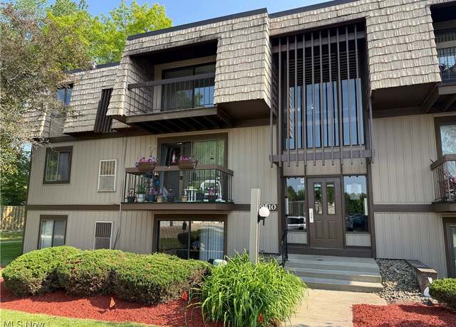 Property at 9510 Cove Dr Unit C9, North Royalton, OH 44133, 1 bed, 1 bath