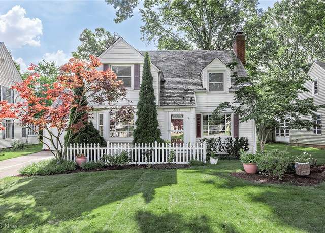 Property at 2215 S Belvoir Blvd, University Heights, OH 44118, 3 beds, 1.5 baths