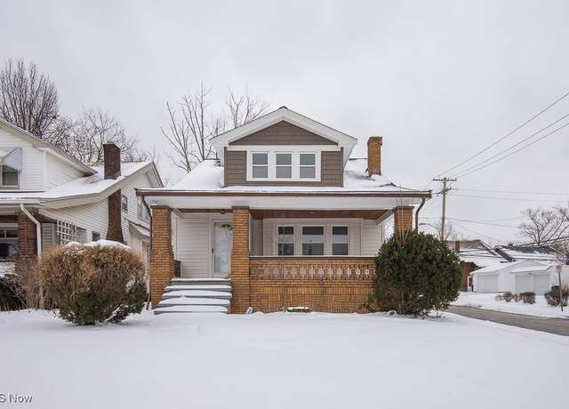 Property at 3615 Pennington Rd, Shaker Heights, OH 44120, 3 beds, 1.5 baths