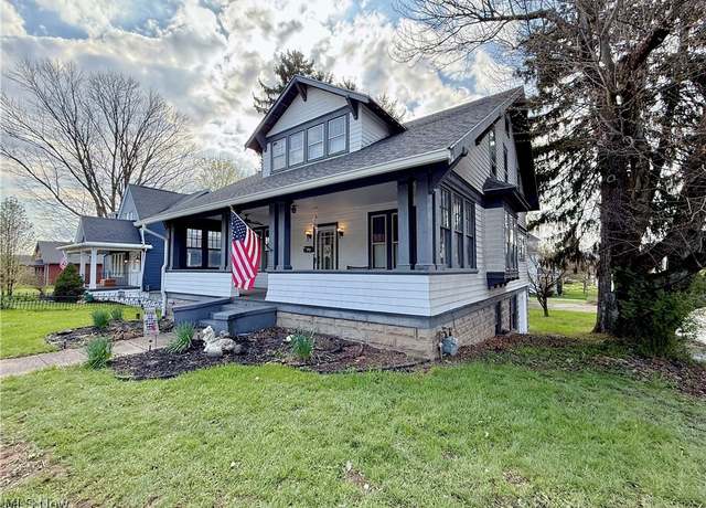 Property at 3709 Grand Central Ave, Vienna, WV 26105, 4 beds, 2.5 baths