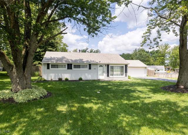 Property at 9868 Ridgewood Dr, Twinsburg, OH 44087, 3 beds, 1 bath
