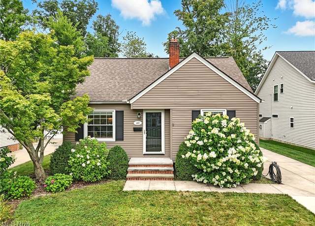 Property at 469 Canterbury Rd, Bay Village, OH 44140, 3 beds, 1 bath