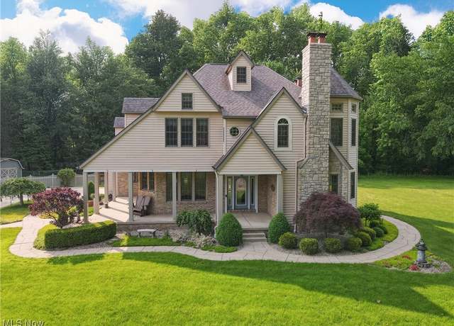 Property at 11334 Mogadore Ave NW, Uniontown, OH 44685, 4 beds, 3.5 baths