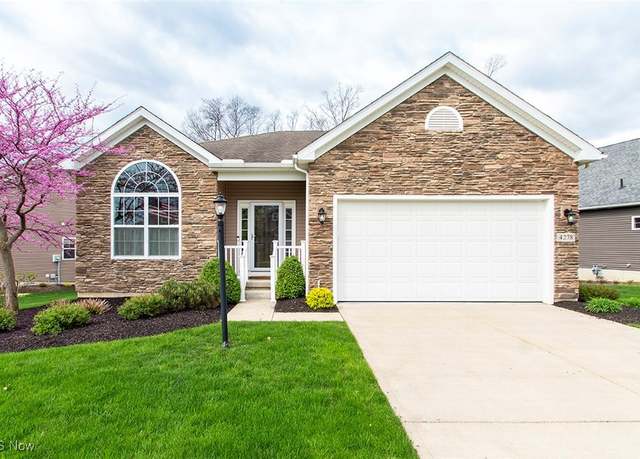 Property at 4278 Irondale Dr, Medina, OH 44256, 3 beds, 2 baths
