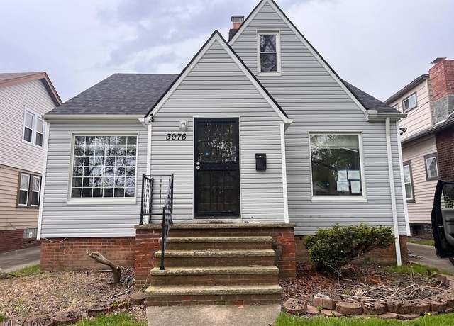 Property at 3976 E 154th St, Cleveland, OH 44128, 4 beds, 1 bath