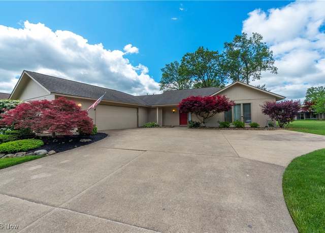 Property at 8673 Gatewood Dr, North Ridgeville, OH 44039, 3 beds, 2.5 baths