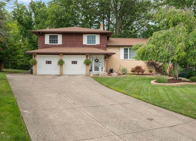 Property at 7744 Cecelia Dr, Parma, OH 44134, 4 beds, 1.5 baths