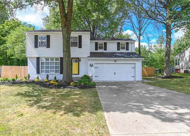 Property at 3698 Valley Forge Dr, Stow, OH 44224, 4 beds, 2.5 baths
