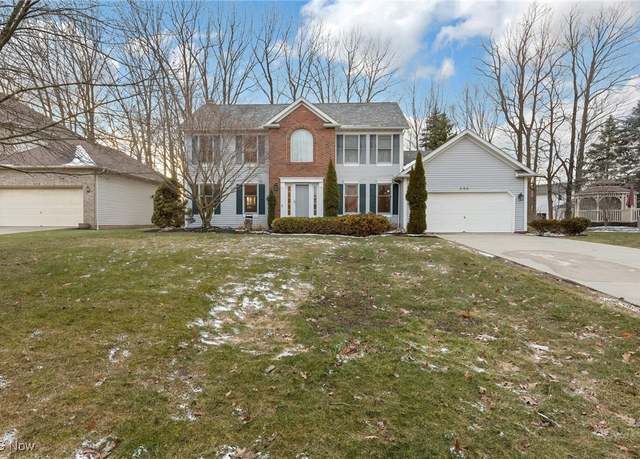 Property at 340 Woodbridge Gln, Richmond Heights, OH 44143, 4 beds, 2.5 baths