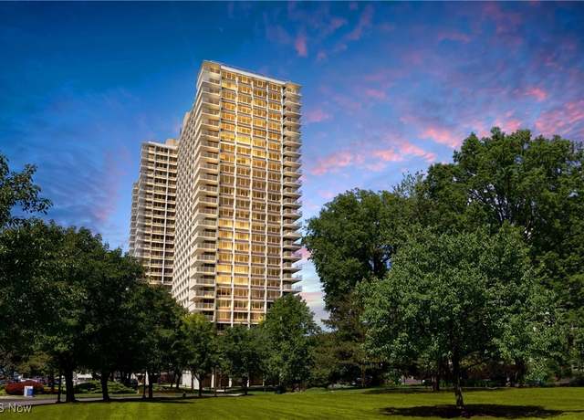 Property at 12700 Lake Ave #704, Lakewood, OH 44107, 1 bed, 1 bath