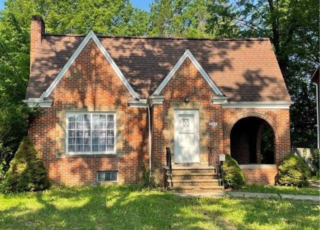 Property at 1384 Argonne Rd, Cleveland, OH 44121, 3 beds, 2 baths