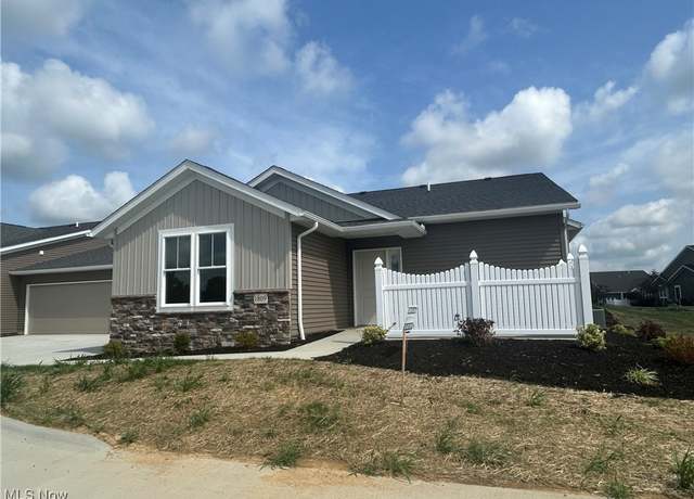 Property at 1809 Blackberry Ln, Orrville, OH 44667, 2 beds, 2 baths
