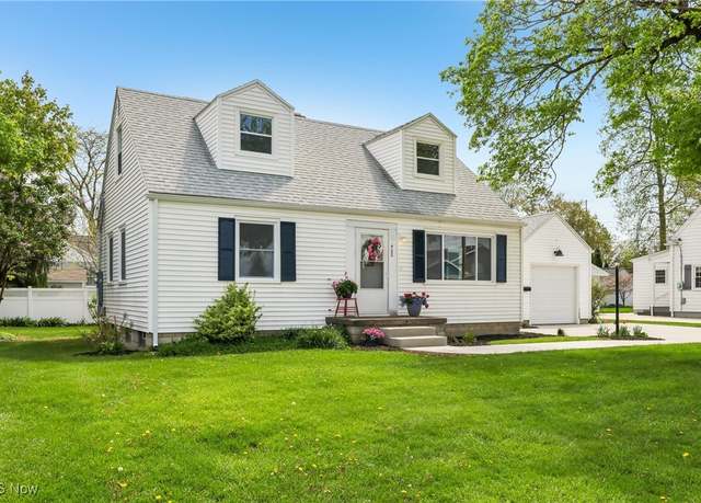 Property at 422 Munsee Pl, Huron, OH 44839, 4 beds, 1.5 baths