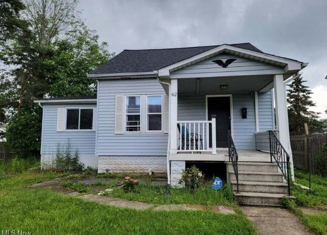 Property at 412 Jefferson St, Elyria, OH 44035, 3 beds, 2 baths