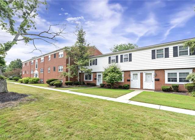 Property at 3944 Brendan Ln Unit G514, North Olmsted, OH 44070, 2 beds, 1.5 baths