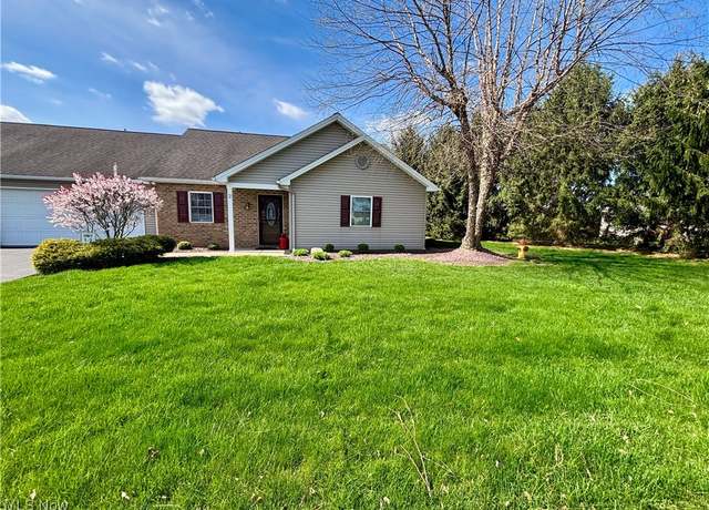 Property at 170 Sandy Ct #2, New Middletown, OH 44442, 3 beds, 2 baths