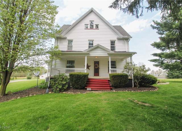 Property at 2040 E Middletown Rd, Poland, OH 44514, 4 beds, 2.5 baths