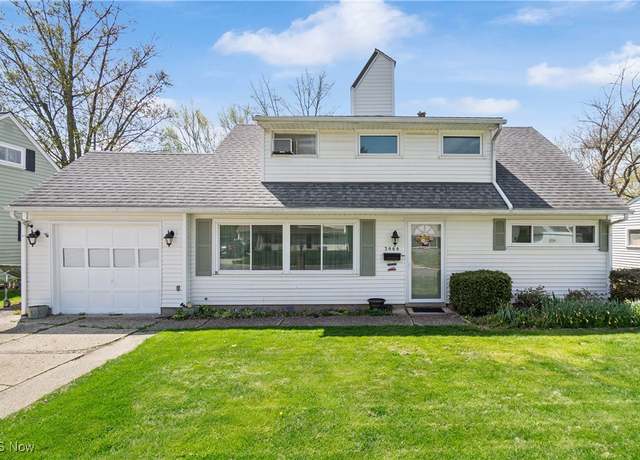 Property at 3060 Scott St, Cuyahoga Falls, OH 44223, 3 beds, 1 bath