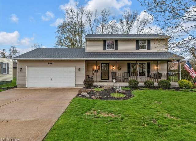 Property at 801 SW Bernard St SW, Massillon, OH 44647, 4 beds, 2.5 baths