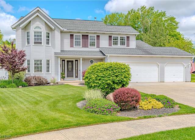 Property at 582 Blackberry Cir, Brunswick, OH 44212, 4 beds, 2.5 baths
