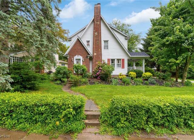 Property at 1913 Blair Blvd, Wooster, OH 44691, 3 beds, 1.5 baths