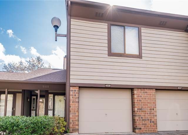Property at 4539 Saint James Cir NW, Canton, OH 44708, 2 beds, 2 baths