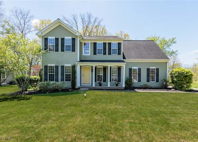 Property at 238 W Prospect St, Hudson, OH 44236, 4 beds, 3.5 baths