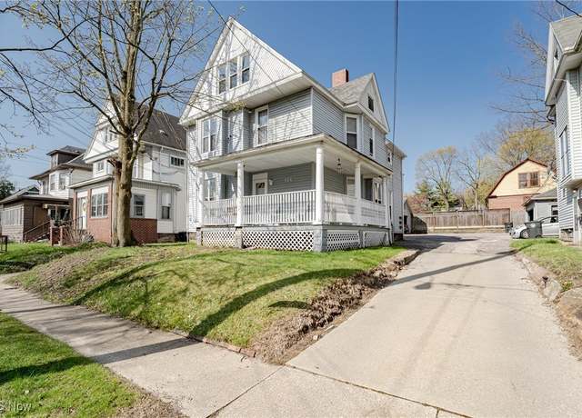 Property at 124 Beck Ave, Akron, OH 44302, 4 beds, 3 baths