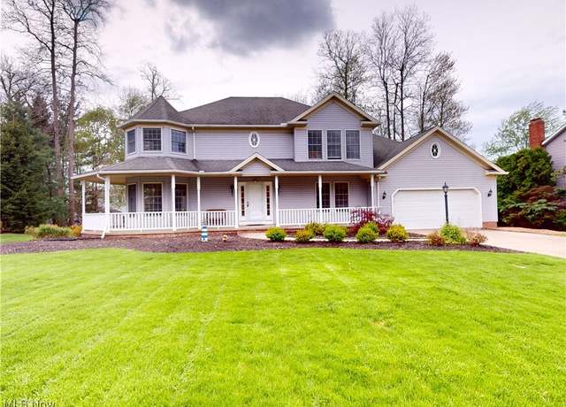 Property at 448 Lassiter Dr, Highland Heights, OH 44143, 4 beds, 2.5 baths