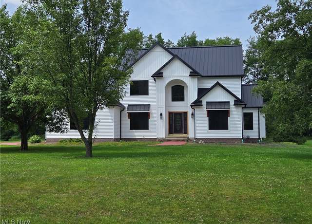 Property at 12605 Boggy Creek Dr, Huntsburg, OH 44046, 3 beds, 2.5 baths
