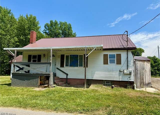 Property at 4552 Maple Dr, Newton Falls, OH 44444, 3 beds, 1 bath