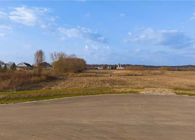 Property at 493 Symphony Way, Wadsworth, OH 44281