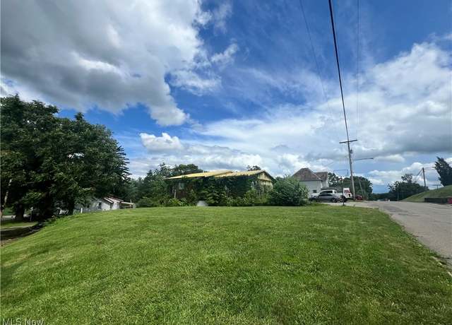 Property at 260 Zanesville Rd, Roseville, OH 43777