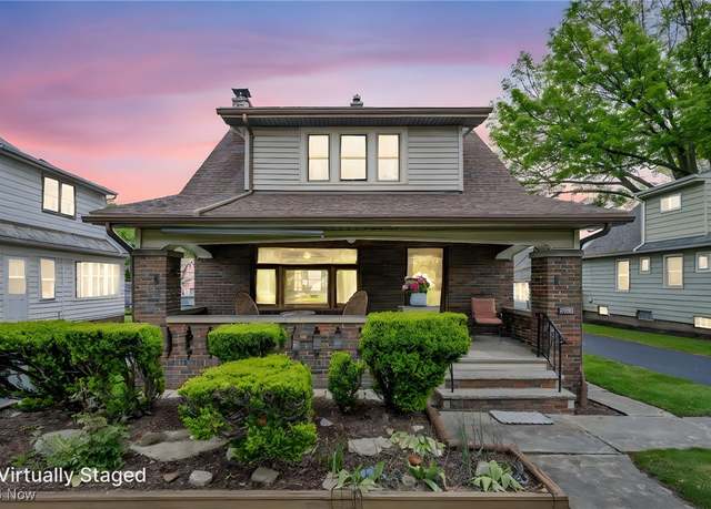 Property at 4631 Landchester Rd, Cleveland, OH 44109, 3 beds, 1.5 baths
