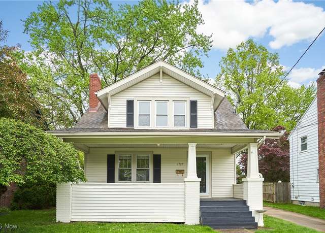 Property at 1727 17th St, Cuyahoga Falls, OH 44223, 3 beds, 2 baths