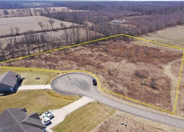 Property at 3207 Prairie Cir, Diamond, OH 44412
