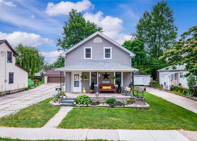 Property at 208 Clark St, Berea, OH 44017, 4 beds, 2.5 baths