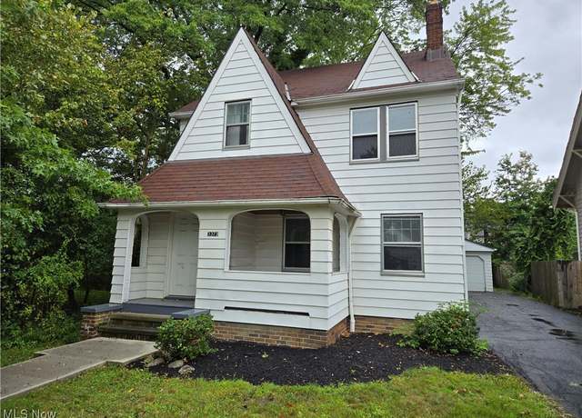Property at 3373 Spangler Rd, Cleveland Heights, OH 44112, 4 beds, 1.5 baths