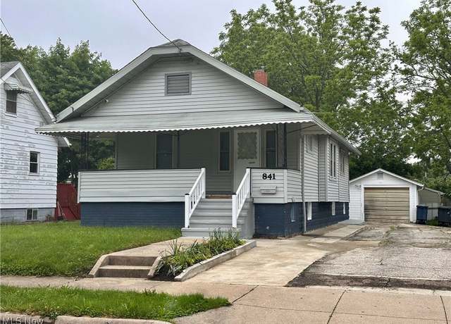Property at 841 Concord Ave, Akron, OH 44306, 3 beds, 1 bath