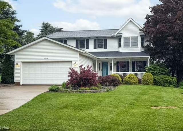 Property at 1339 Harmony Dr, Wadsworth, OH 44281, 3 beds, 2.5 baths