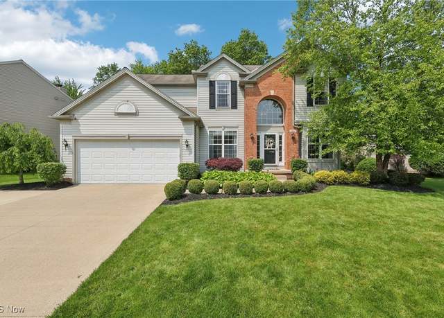 Property at 462 Norwich Dr, Broadview Heights, OH 44147, 4 beds, 3 baths